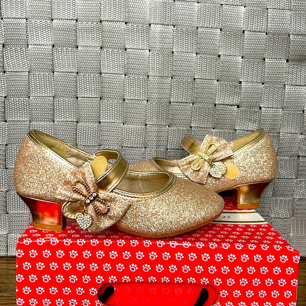 Little girl sparkle heels
